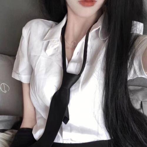 机器情人之野蛮女管家